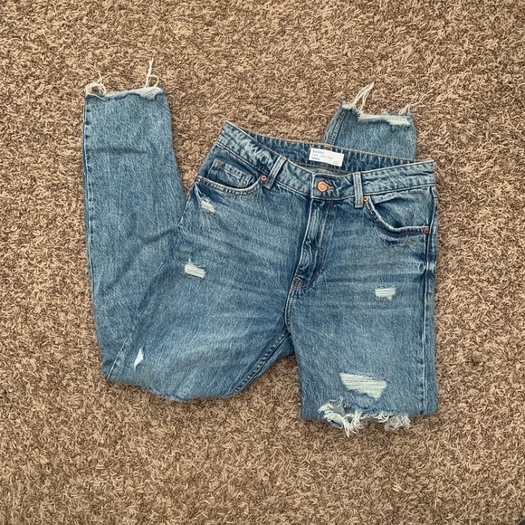 Bershka Ripped Slim Comfort Jeans - Picture 2 of 5